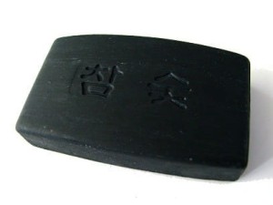 Act natural Mydło na bazie węgla drzewnego